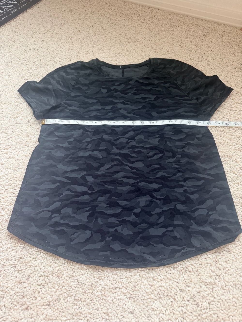 Lululemon Black Camo Short Sleeve Women's Top